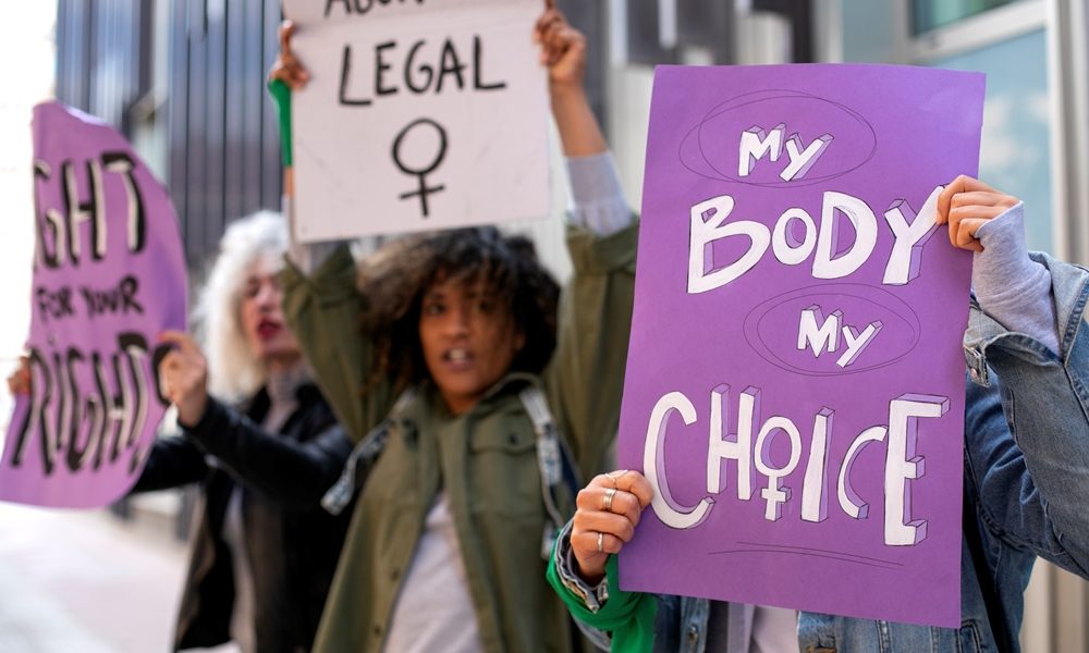MPs vote to decriminalise self-managed abortion