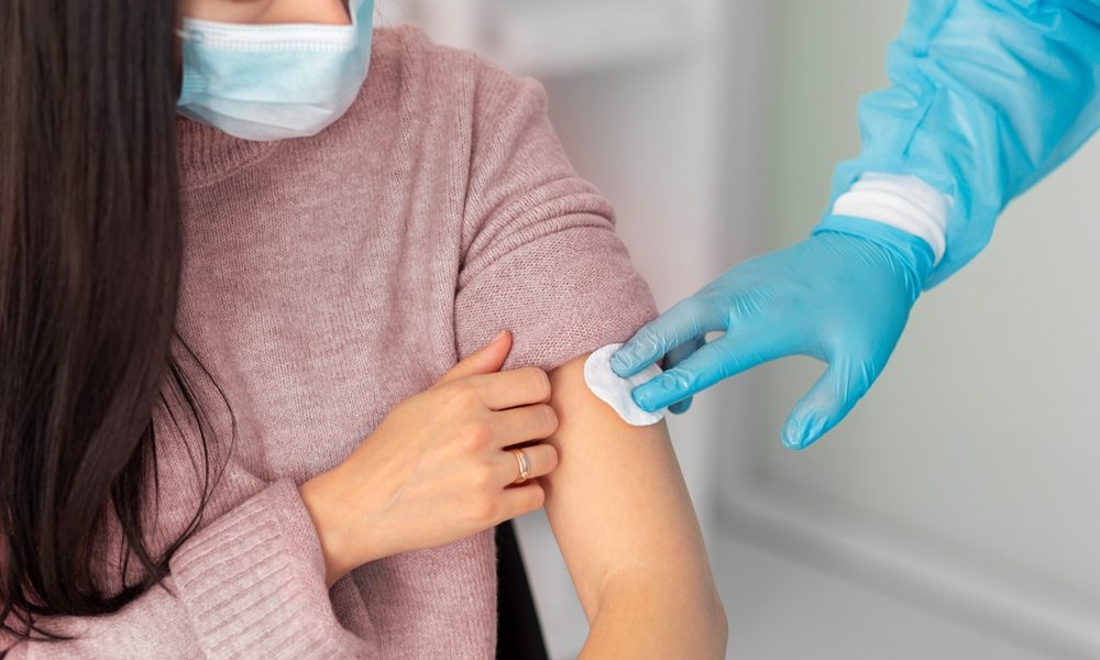 HPV vaccine protects vaccinated and unvaccinated women, study finds