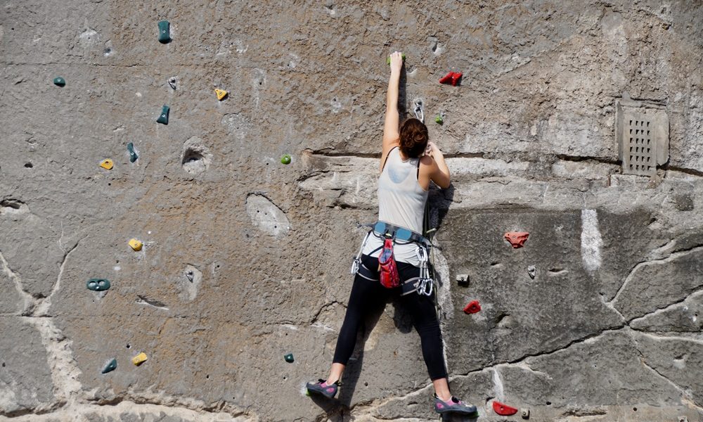 Climbing during pregnancy may be safer than long assumed, study finds