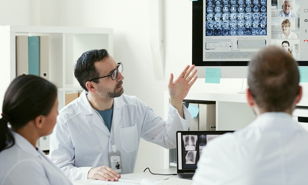 EU healthcare’s gender pay gap hits 19%, WHO report finds